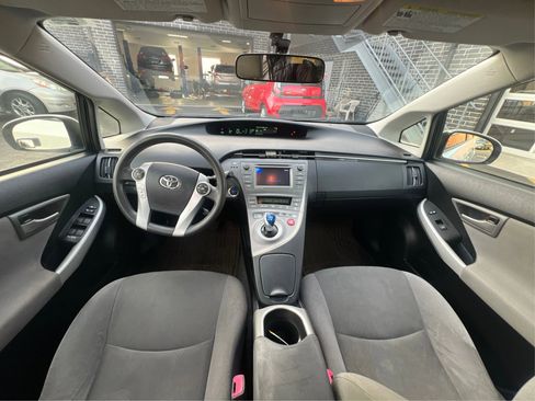 Used 2012 Toyota Prius Three FWD image 25