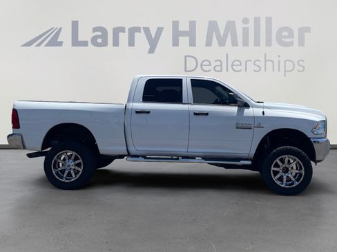 Used 2018 RAM 2500 Tradesman w/ Chrome Appearance Group AWD/4WD image 6