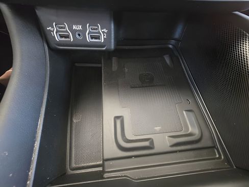 Used 2023 Dodge Durango GT image 50