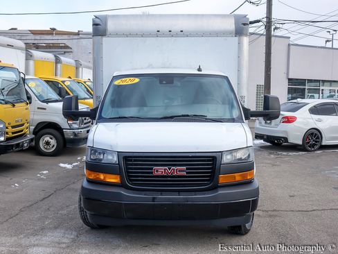 Used 2020 GMC Savana 3500 Extended w/ Driver Convenience Package image 4