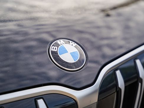 Used 2023 BMW X1 xDrive28i w/ Convenience Package image 5