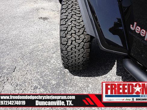 Certified 2026 Jeep Wrangler Unlimited Rubicon AWD/4WD image 44