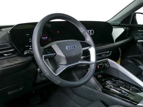 New 2025 Audi Q5 Premium Plus image 4
