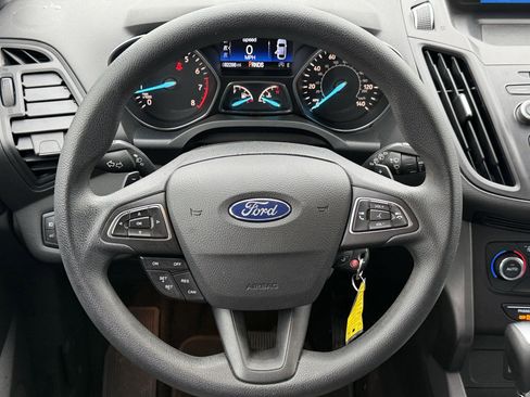 Used 2017 Ford Escape SE FWD image 15