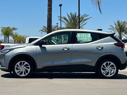 New 2027 Chevrolet Bolt LT FWD image 7