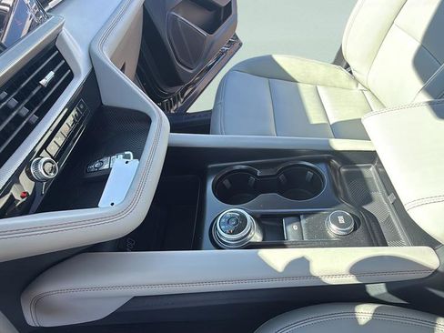 New 2026 Ford Explorer Active AWD/4WD image 22