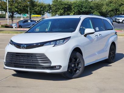 New 2026 Toyota Sienna XLE Woodland Edition