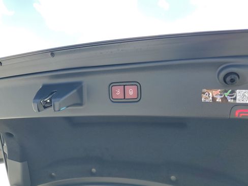 New 2026 Mercedes-Benz S 63 AMG S image 9