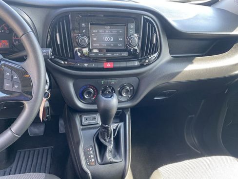 Used 2017 RAM ProMaster City Tradesman w/ Rear Back-up Camera Group image 9