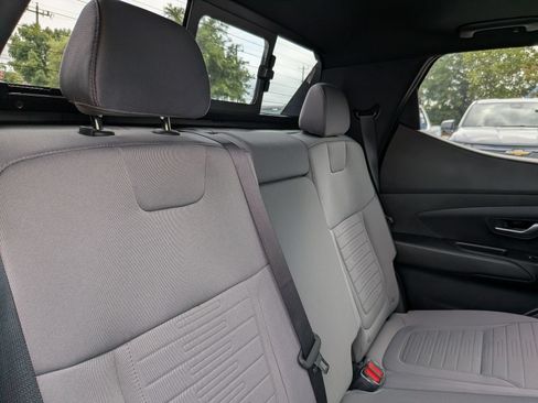 Used 2023 Hyundai Santa Cruz SEL Premium AWD/4WD image 34