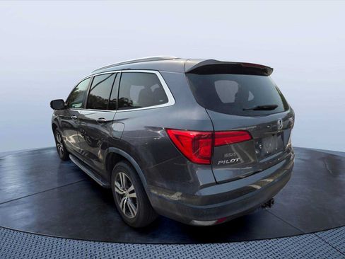 Used 2017 Honda Pilot EX-L image 3