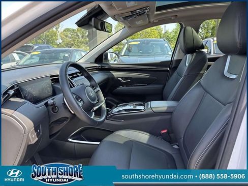 Certified 2023 Hyundai Tucson Limited AWD/4WD image 18