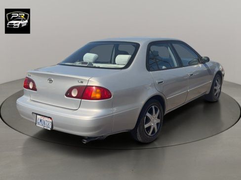 Used 2001 Toyota Corolla LE FWD image 5