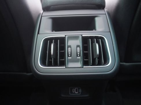 Used 2023 Maserati Grecale Modena image 36