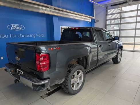 Used 2018 Chevrolet Silverado 1500 LT w/ All Star Edition image 4
