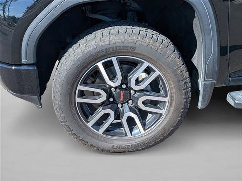 Used 2020 GMC Sierra 1500 AT4 w/ AT4 Premium Package AWD/4WD image 15