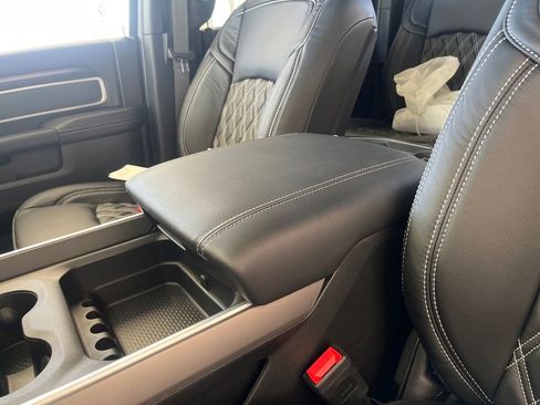 New 2022 RAM 2500 Big Horn w/ Level C Equiment Group image 40