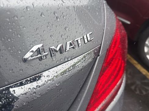 Used 2015 Mercedes-Benz C 300 4MATIC Sedan image 4