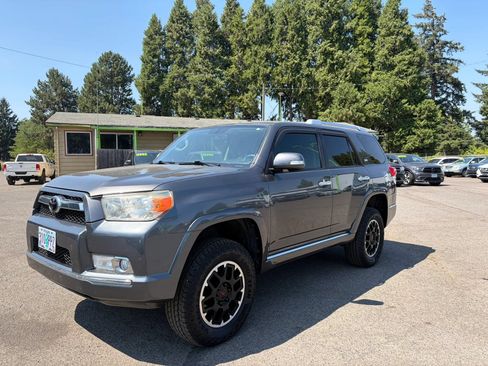 Used 2010 Toyota 4Runner Trail AWD/4WD image 7