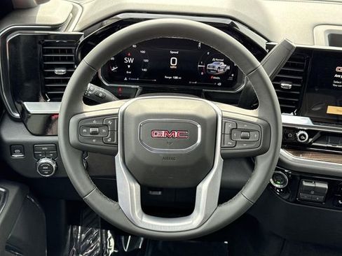 New 2026 GMC Sierra 1500 Elevation AWD/4WD image 8