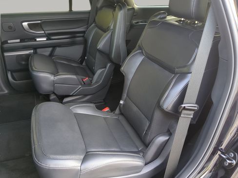 New 2026 Ford Expedition Platinum image 57