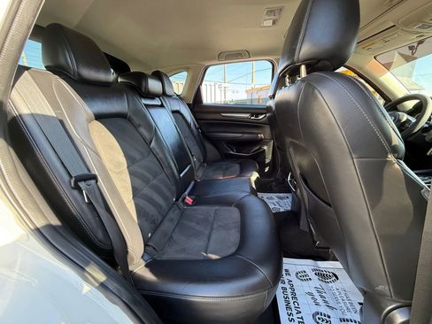 Used 2019 MAZDA CX-5 Touring image 15
