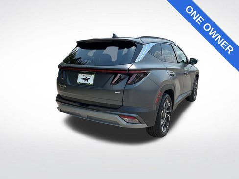 Used 2025 Hyundai Tucson Limited AWD/4WD image 3