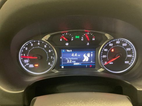Used 2024 GMC Terrain SLE AWD/4WD image 4
