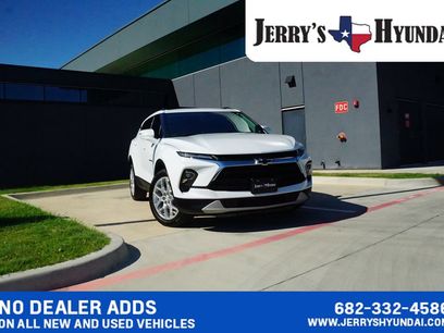 Used 2025 Chevrolet Blazer LT w/ LPO, Black Grille Bar Package