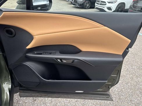 Used 2024 Lexus RX 350 Premium w/ Accessory Package (Z1) image 14