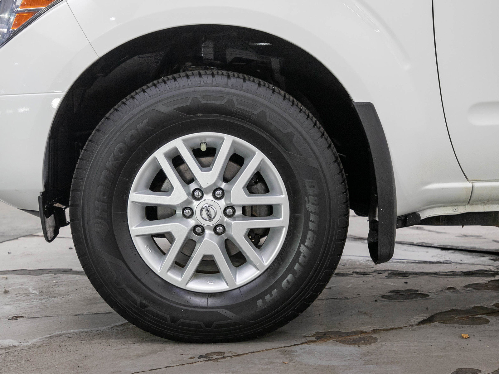 Used 2018 Nissan Frontier SV w/ Value Truck Package AWD/4WD image 28