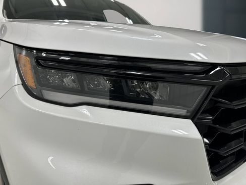Used 2024 Honda Pilot TrailSport image 11