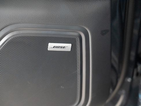 Certified 2026 Porsche Macan AWD/4WD image 18