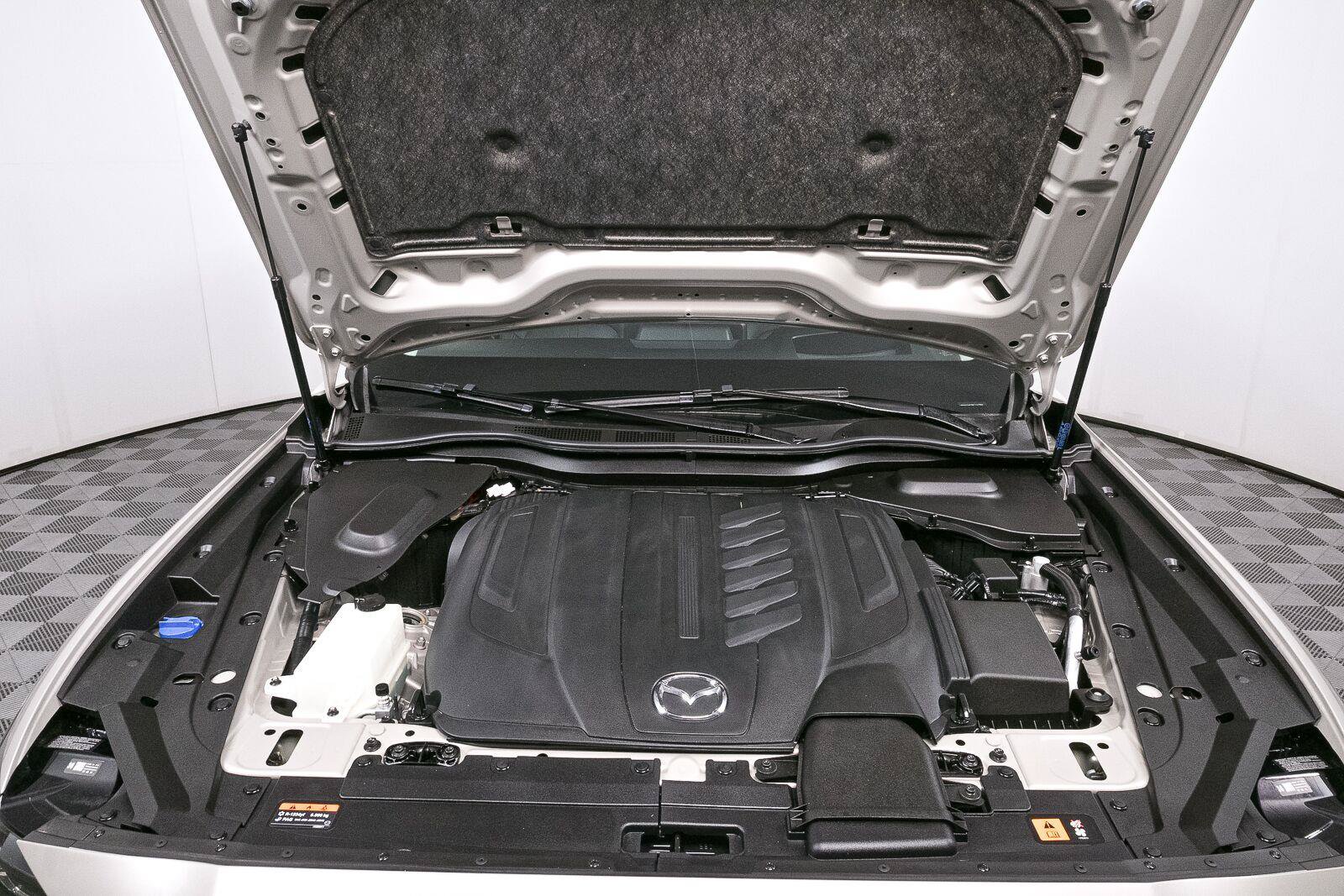 Used 2024 MAZDA CX-90 3.3 Turbo w/ Preferred Plus AWD/4WD image 35
