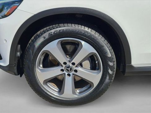 Used 2019 Mercedes-Benz GLC 300 4MATIC Coupe image 24