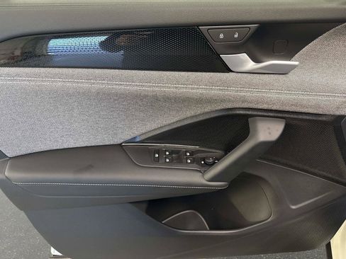 New 2026 Volkswagen Tiguan S image 18