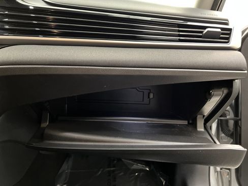 Used 2025 Toyota Camry LE FWD image 30