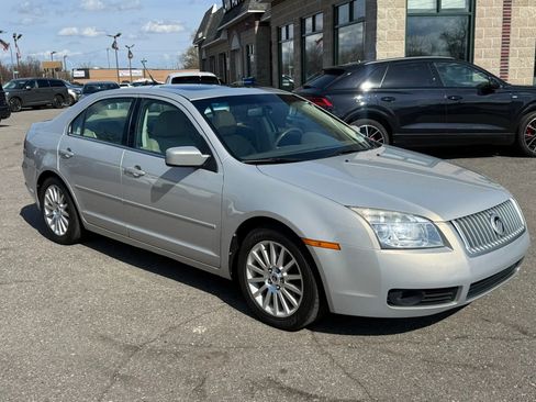 Used 2009 Mercury Milan Premier image 3