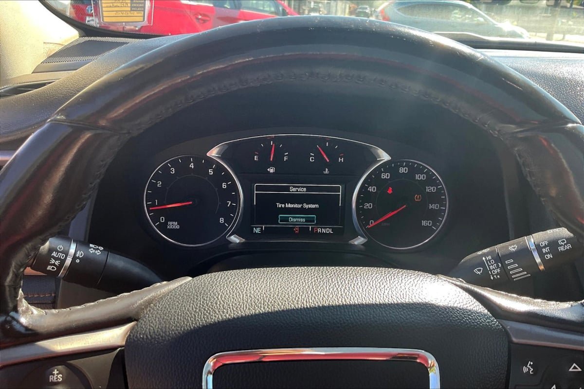 Used 2018 GMC Acadia SLT AWD/4WD image 13