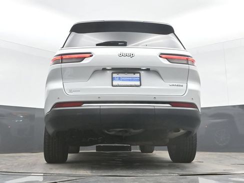 Used 2023 Jeep Grand Cherokee L Laredo RWD image 46