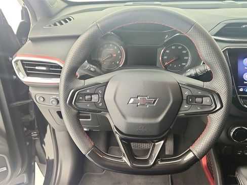 Certified 2023 Chevrolet TrailBlazer RS w/ Sun and Liftgate Package image 19