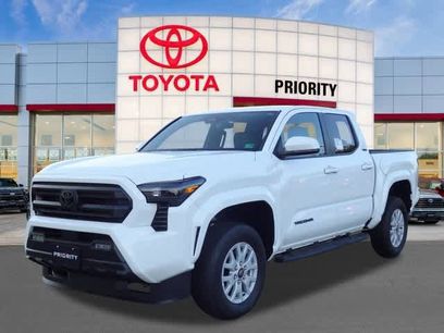 New 2025 Toyota Tacoma SR5