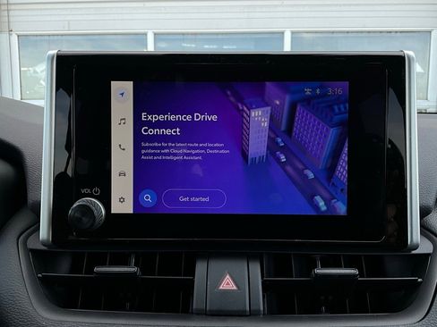 Used 2025 Toyota RAV4 XLE image 30