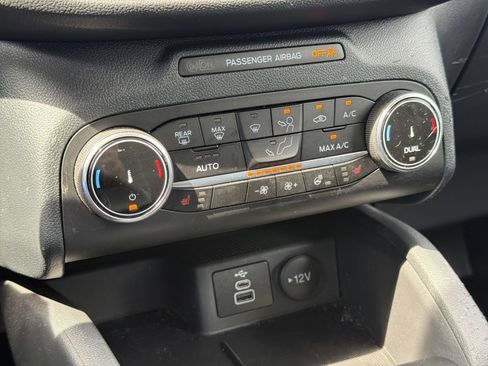 Used 2024 Ford Escape Active AWD/4WD image 25