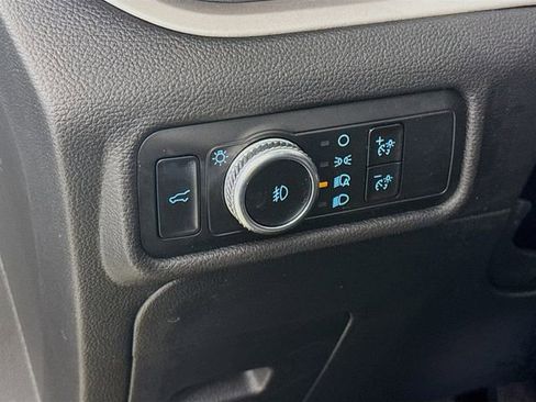 Certified 2022 Ford Explorer XLT w/ Equipment Group 202A image 12