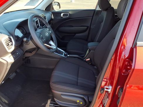 New 2026 Hyundai Venue SEL image 7