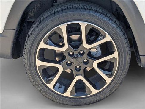 Used 2019 Jeep Compass Limited image 9