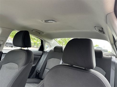 Used 2022 Kia Forte LXS image 32