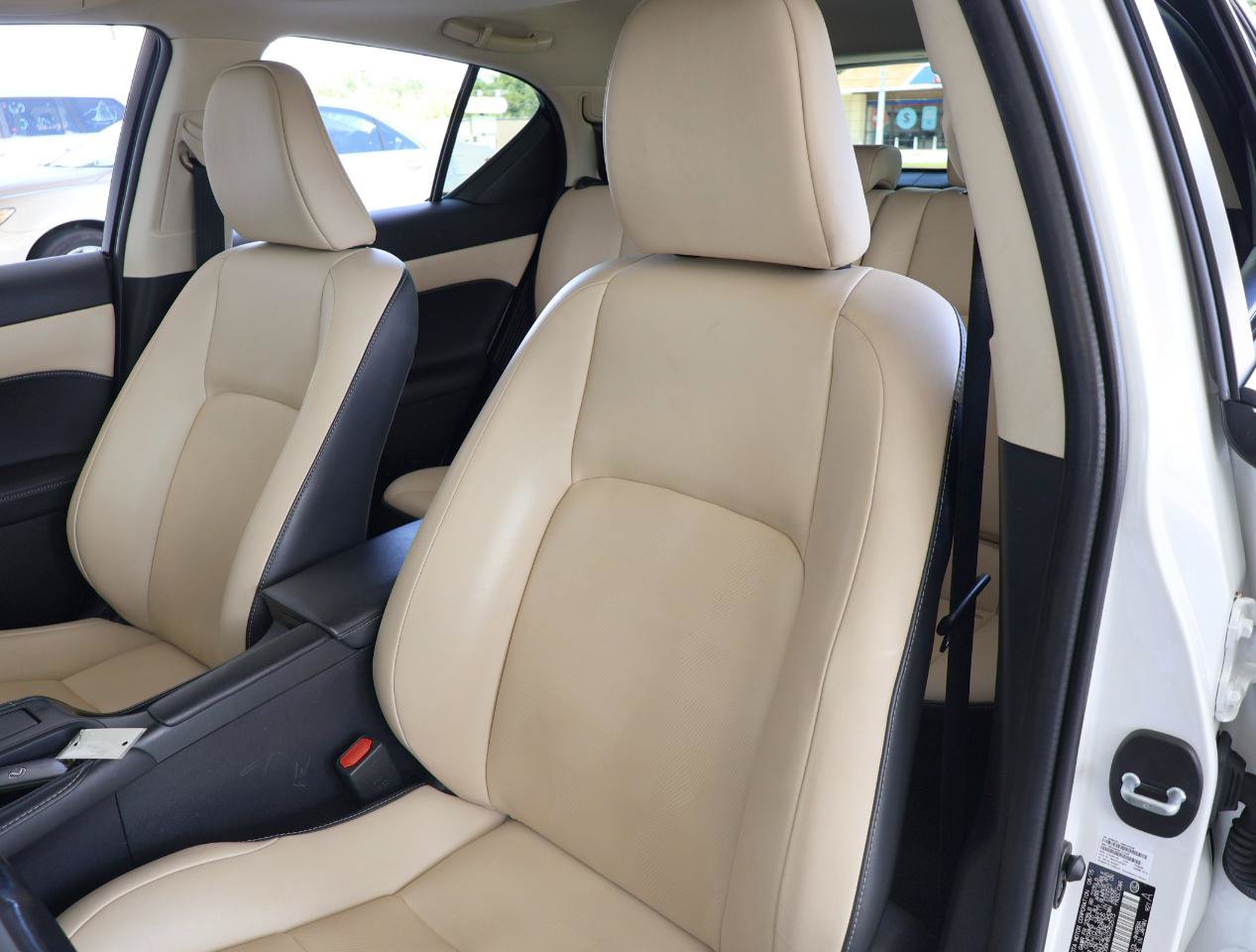 Used 2016 Lexus CT 200h w/ Seat Comfort Package FWD image 20