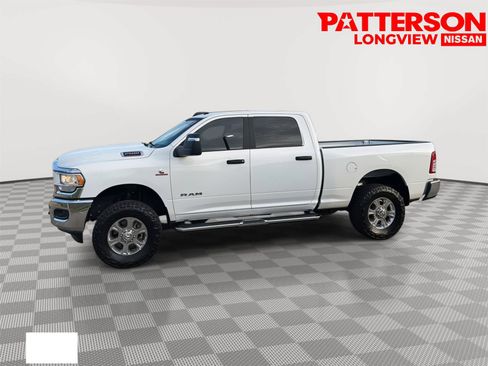Used 2024 RAM 2500 Big Horn AWD/4WD image 4
